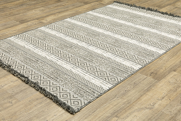 Oriental Weavers Gillian 1622E Beige, Black