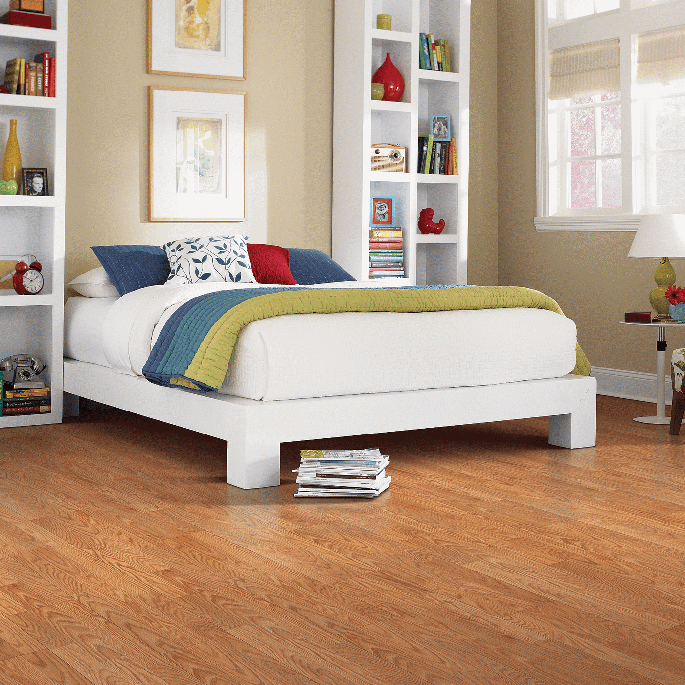 Mohawk RevWood Barchester RW x 47" Laminate Plank Ebony Strip