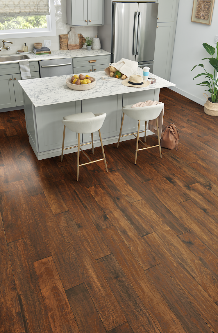 Mannington Essentials Acacia 7" x 48" Tiger's Eye Vinyl Plank